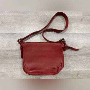CH15 Vintage Coach Patricia Red Leather Single Strap Legacy Shoulder Bag